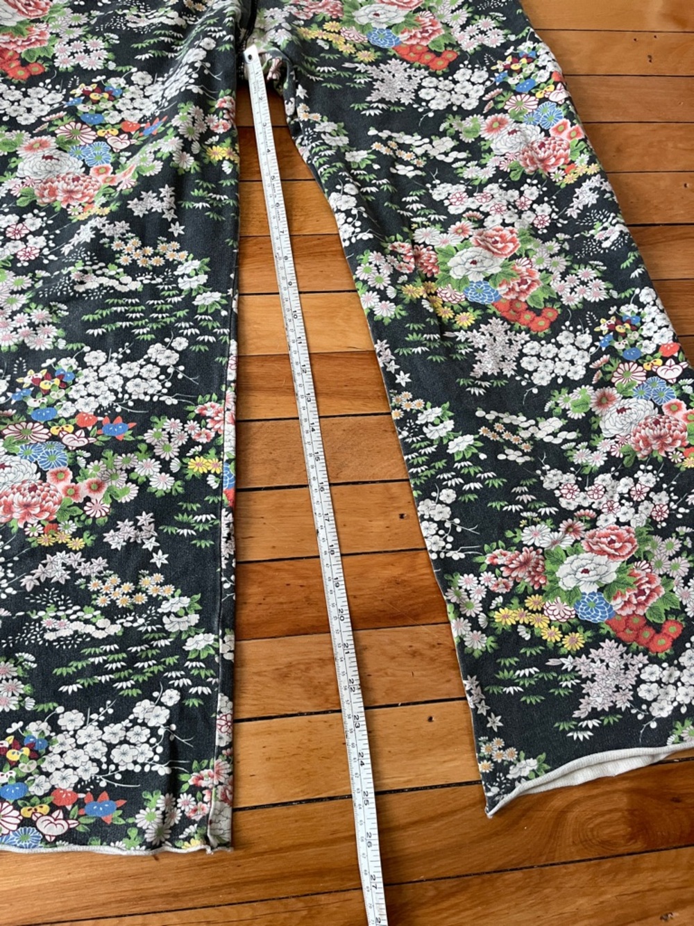 Lucky Brand Floral Sweatpants - Picture 6 of 8